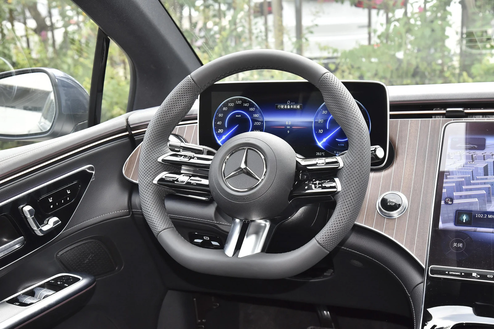 BENZ EQE-6001 BENZ EQE-6001